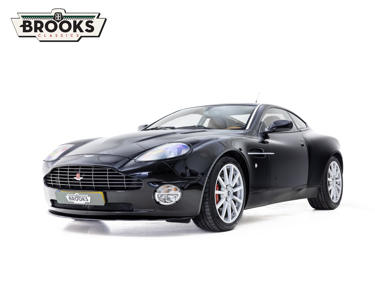 Aston Martin V12 Vanquish - 5.9 S (English Version) The last originally Dutch-delivered Vanquish - AutoWereld.nl