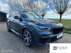 BMW X5 - xDrive45e M Sportpakket M Stoelen Pano HUD Laser 360