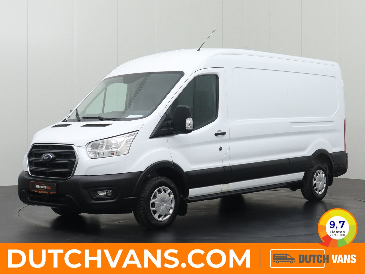 Ford Transit - 2.0TDCI 130PK L3H2 | Airco | Cruise | 3-Persoons | Betimmering - AutoWereld.nl