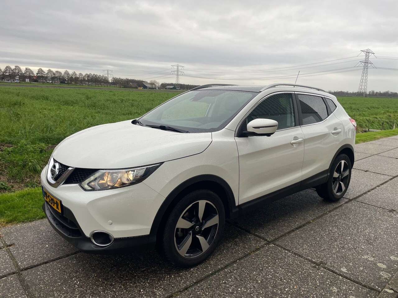 Nissan Qashqai - 1.2 N-Connecta 1.2 N-Connecta, Automaat, Panoramadak, 36000km - AutoWereld.nl