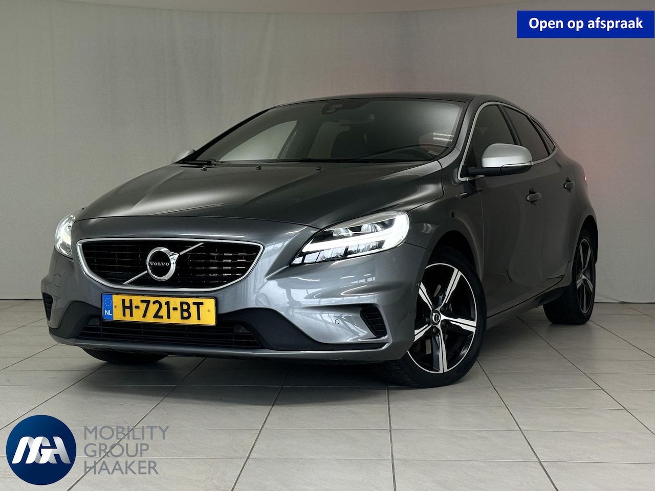 Volvo V40 - 1.5 T3 Polar+ Sport / Panodak / Verw.stoelen - AutoWereld.nl