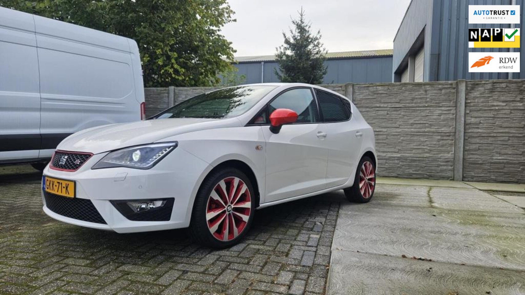 Seat Ibiza - 1.0 TSI FR Business Intense. Nu met een gratis set winterbanden met aluminium 15 inch velg - AutoWereld.nl