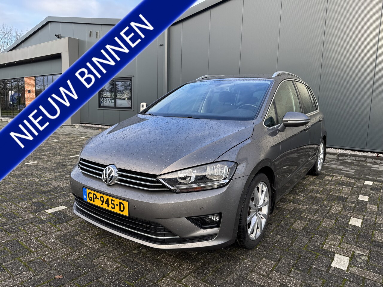 Volkswagen Golf Sportsvan - 1.2 TSI Highline 54.966 DKM. Supermooi AUT.NAVI.TREKHAAK.! - AutoWereld.nl