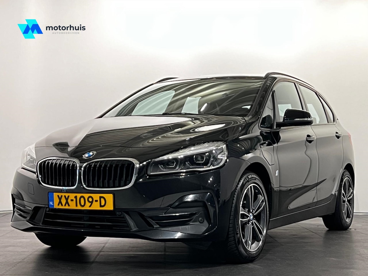 BMW 2-serie Active Tourer - (f45) 225xe 224pk Plug in Hybride/iPerformance Automaat/lederen bekleding/camera/navigatie - AutoWereld.nl