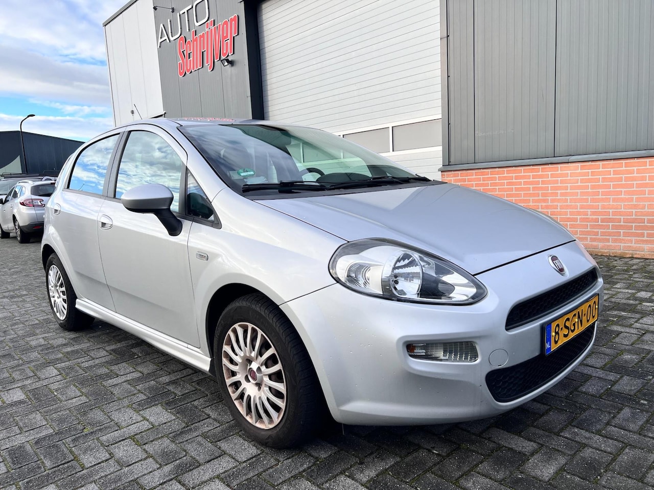 Fiat Punto Evo - 1.3 M-Jet Pop 1.3 M-Jet Pop (lees beschrijving) - AutoWereld.nl