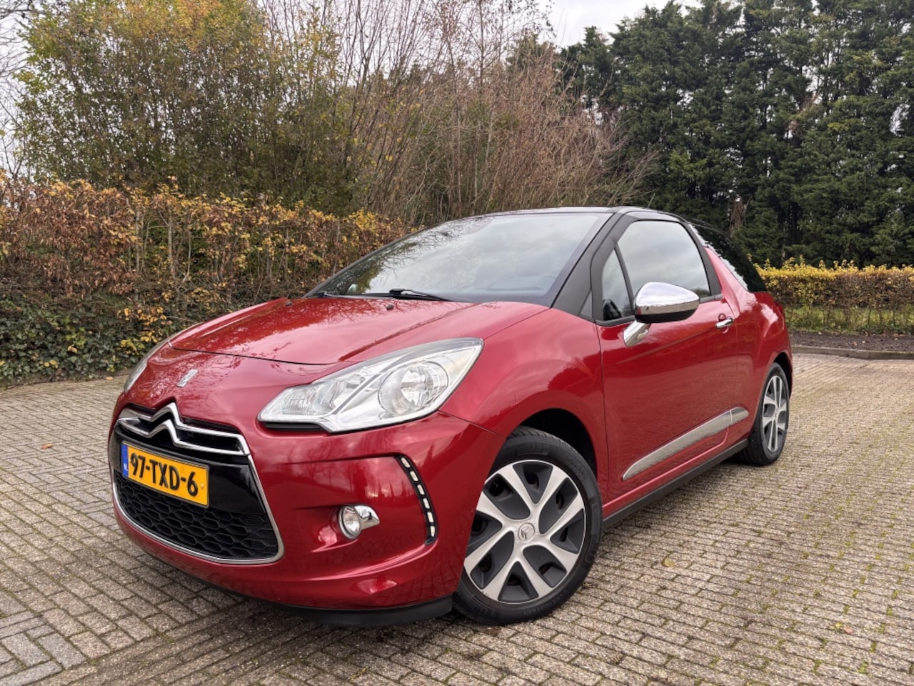 Citroën DS3 - 1.6 e-HDi So Chic 1.6 e-HDi So Chic - AutoWereld.nl