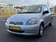 Toyota Yaris - 1.0-16V VVT-i Sol