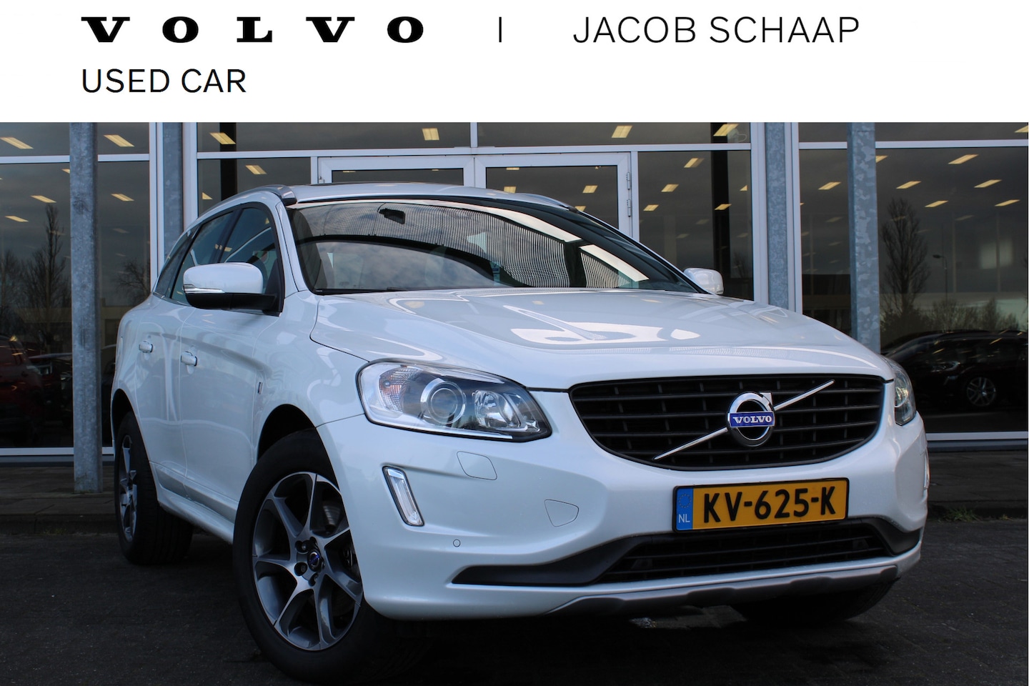 Volvo XC60 - 2.0 D4 FWD Ocean Race / Pano Dak / Keyless / Leer / Elec stoel / Park Assist Camera / Stoe - AutoWereld.nl