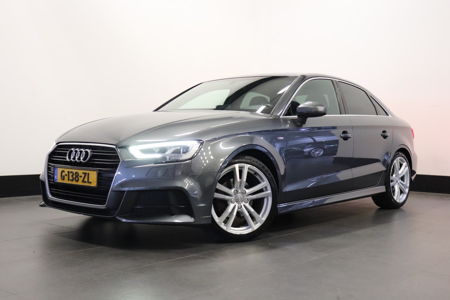 Audi A3 Limousine - 35 TFSI 150PK AUTOMAAT S-Line | VIRTUAL | CARPLAY | CLIMA | STOELVERW. | € 19.900,- Incl B - AutoWereld.nl