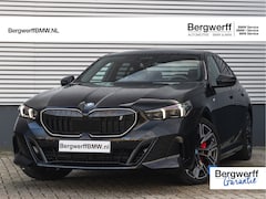 BMW i5 - xDrive40 M-Sport Pro - Pano - Trekhaak - Stoelventilatie - Bowers & Wilkins