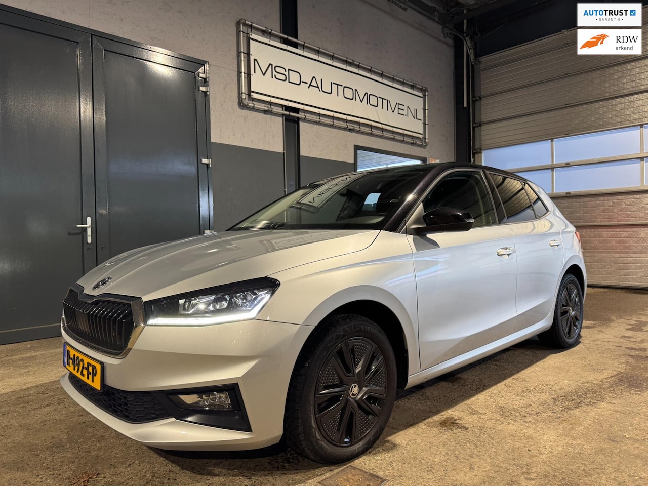 Skoda Fabia - 1.0 TSI Business Edition Stoelverwarming DAB Apple Carplay - AutoWereld.nl