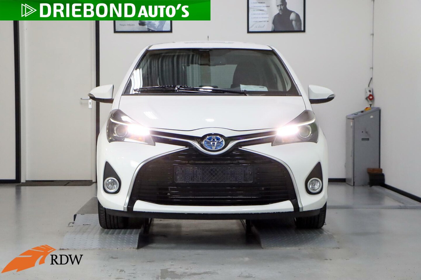 Toyota Yaris - 1.5 Hybrid Aspiration - Automaat - Airco. - AutoWereld.nl