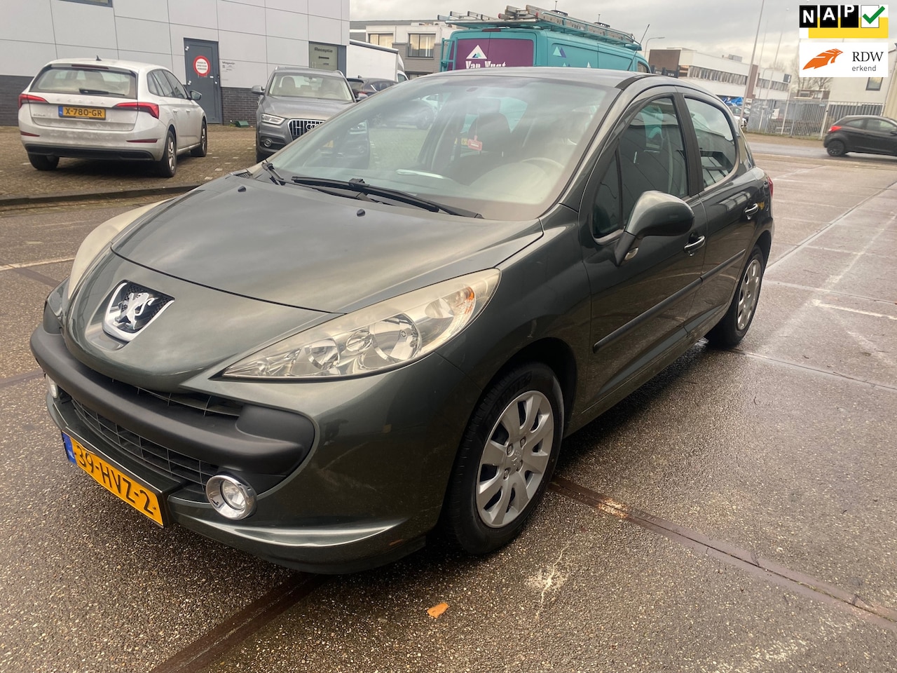 Peugeot 207 - 1.4 VTi Look / apk / airco / nap / 5drs / boekjes / zeer nette auto!!! - AutoWereld.nl