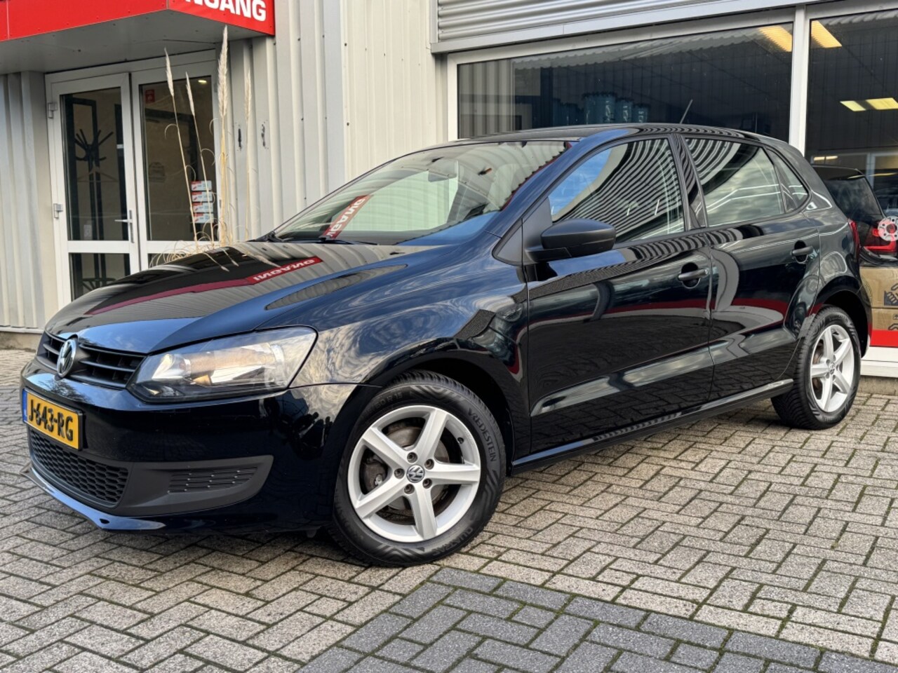 Volkswagen Polo - 1.2 | Airco | Nw. APK | Easyline - AutoWereld.nl