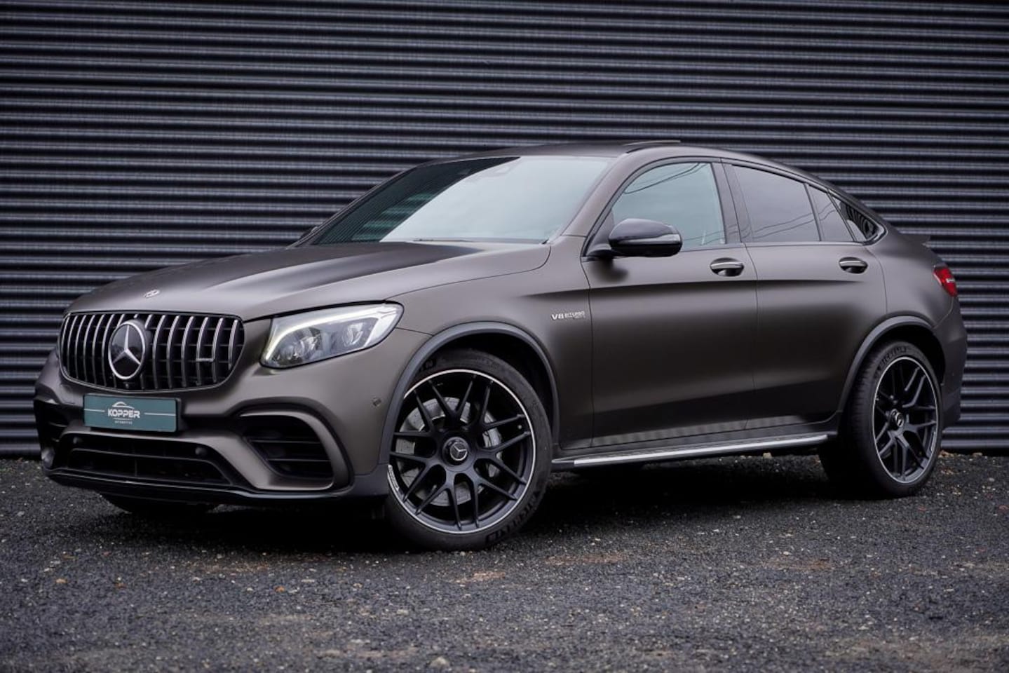 Mercedes-Benz GLC-klasse Coupé - AMG 63 4MATIC+ / Schuifdak / Magno / HUD / Burmester / Stoelklima / Trekhaak / Dealeronder - AutoWereld.nl