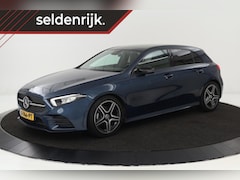 Mercedes-Benz A-klasse - 180 AMG | Stoelverwarming | Carplay | Widescreen | Full LED | Leder/Alcantara | Navigatie