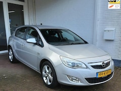 Opel Astra - 1.6 Edition * 5DRS / AIRCO / TREKHAAK