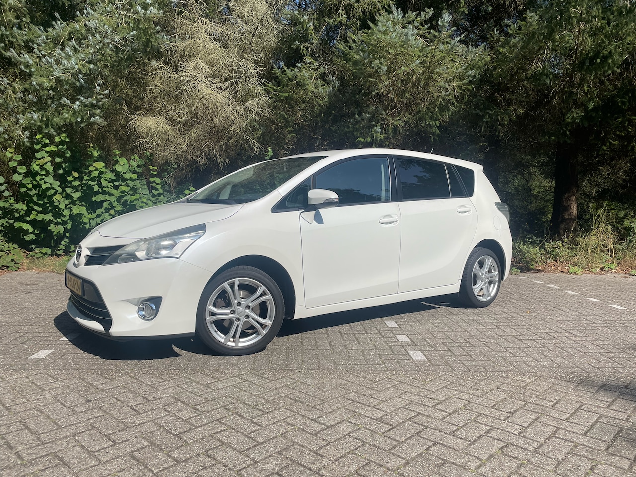 Toyota Verso - 1.8 VVT-i Business - AutoWereld.nl