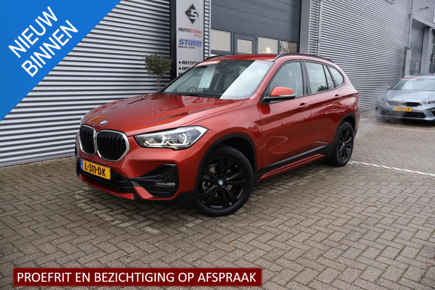 BMW X1 - sDrive18i High Executive Head-up display | Navi | Trekhaak afn. | Climate control | BTW-au - AutoWereld.nl