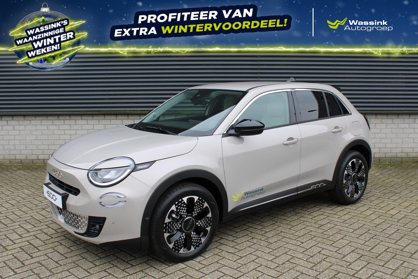 Fiat 600 - 54kWh 156pk Aut La Prima | 18'' LM Velgen | Achteruitrijcamera | Navi | Electrisch bedienb - AutoWereld.nl