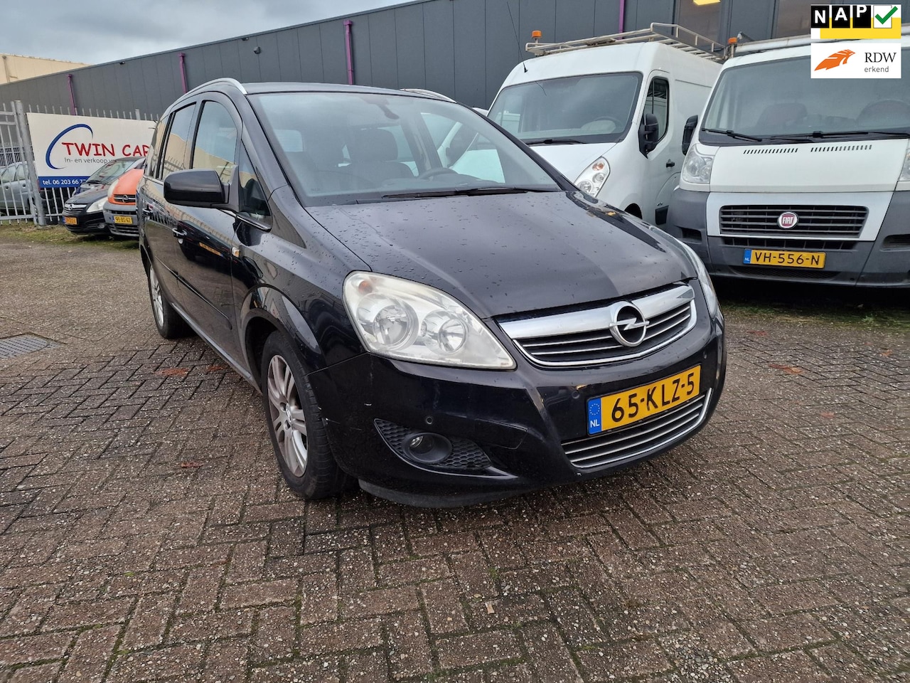 Opel Zafira - 2.2 Cosmo MOTOR DEFECT - AutoWereld.nl