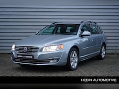 Volvo V70 - 1.6 T4 Nordic+ | Standkachel | Leder bekleding | LM Velgen | Trekhaak |