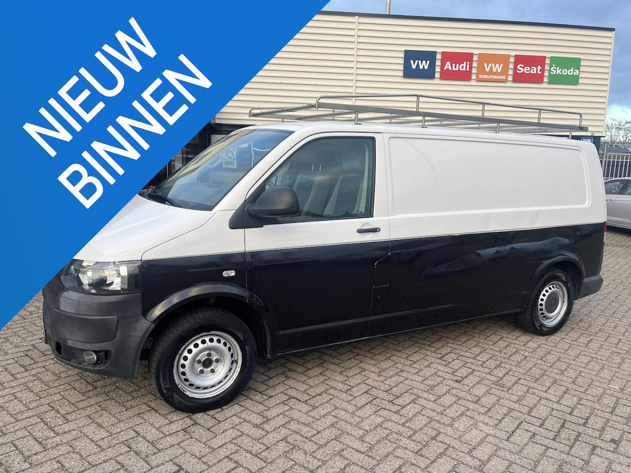 Volkswagen Transporter - 2.0 TDI L2H2 Goed onderhouden bus, trekhaak, imperiaal, betimmering, BTW verrekenbaar. Two - AutoWereld.nl