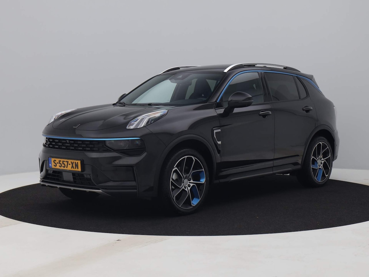 Lynk & Co 01 - 1.5 Plug-in Hybrid | 360° | ZWARTE HEMEL | NLD AUTO - AutoWereld.nl