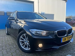 BMW 3-serie Touring - 320d Efficient Dynamics Edition Luxury Line Leer