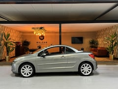 Peugeot 207 CC - 1.6 VTi Roland Garros NAP Trekhak Leder Cruise Clima Rijklaar