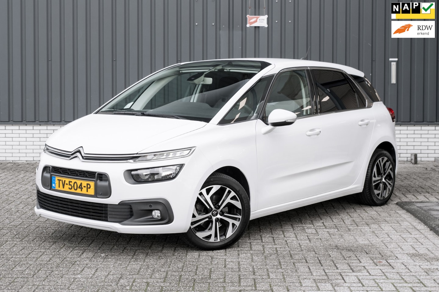 Citroën C4 Picasso - 1.2 PureTech Selection *Dealer onderhouden* - AutoWereld.nl