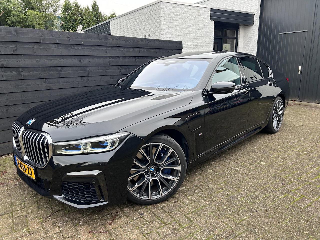 BMW 7-serie - 745e High Executive 745e High Executive, M-Sport, H&K, Nappa Leder - AutoWereld.nl