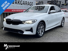 BMW 3-serie - 330e Sport Line 17"/Adaptieve cruise/Stuur + stoelverwarming/PDC v+a/Sportstoelen + memory