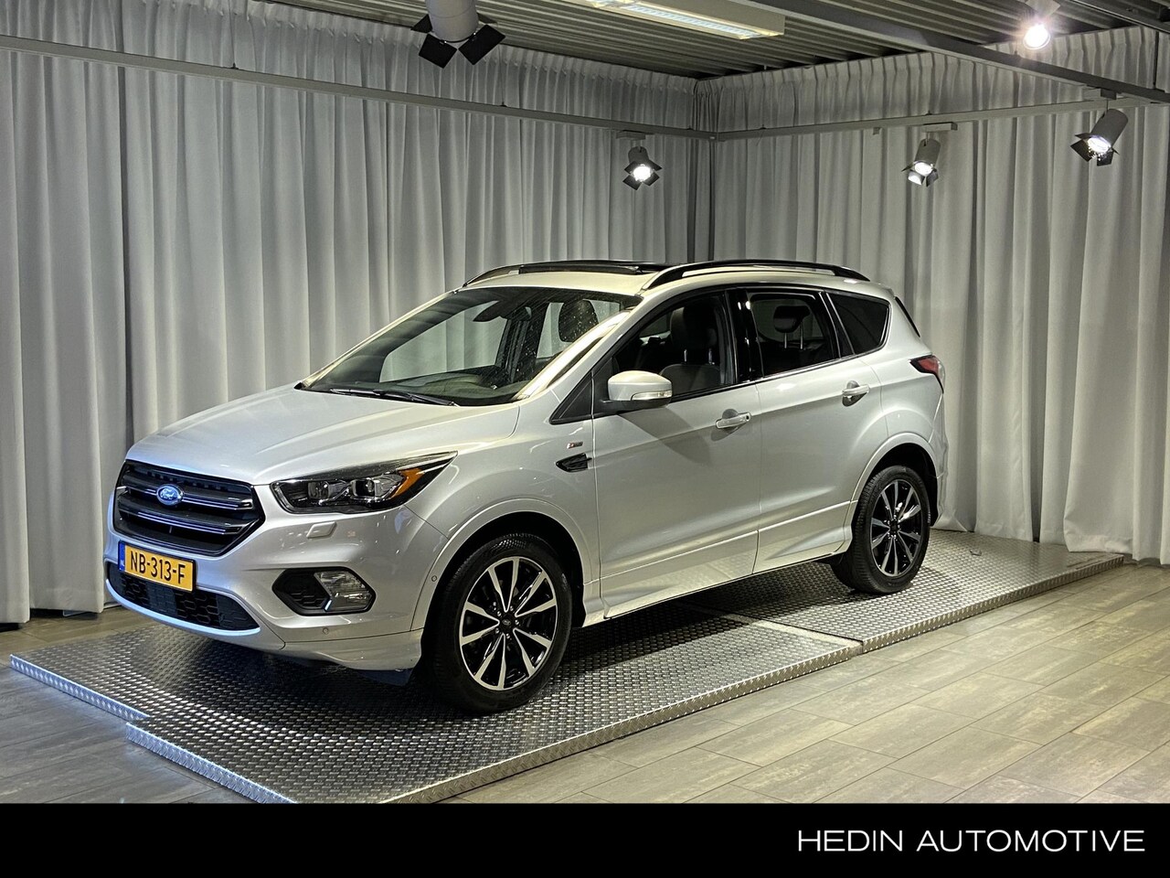 Ford Kuga - 1.5 EcoBoost ST-Line 1.5 EcoBoost ST Line - AutoWereld.nl