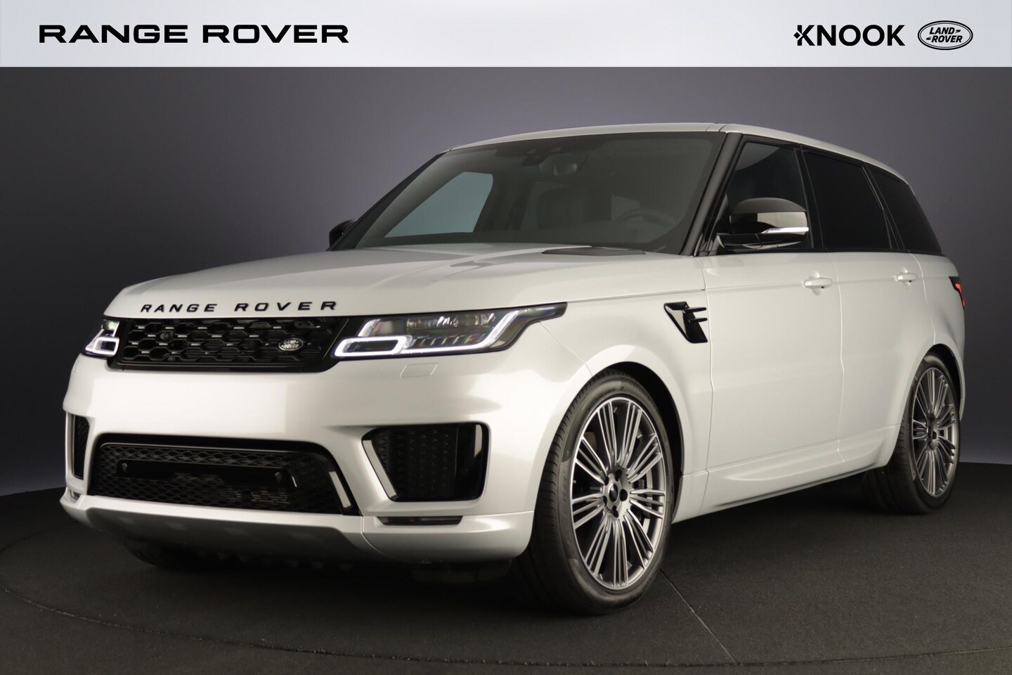 Land Rover Range Rover Sport - D300 HSE Dynamic | SVO Paint | 22" | Panorama - AutoWereld.nl