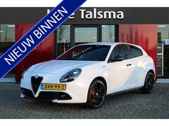 Alfa Romeo Giulietta - 1.4 Turbo Sprint | Achteruitrijcamera | Xenon Koplampen | Climate Control | 18" Lichtmetal