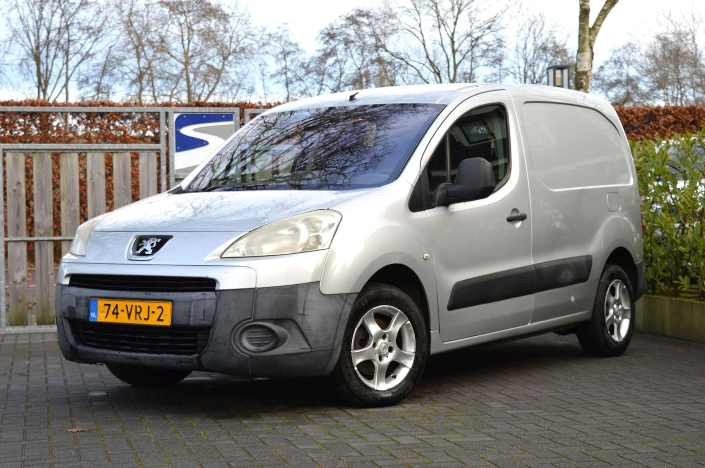 Peugeot Partner - 120 1.6 HDI L1 XT | 3-zits | airco - AutoWereld.nl