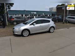 Opel Astra - 1.4 Cosmo