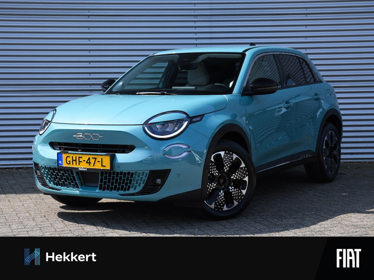 Fiat 600 - La Prima 1.2 Hybrid 100pk Automaat PDC + CAM. | DODE HOEK | KEYLESS | 18''LM | ADAPT. CRUI - AutoWereld.nl