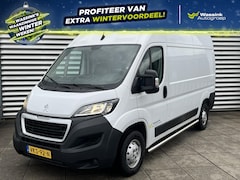 Peugeot Boxer - GB 330 L2H2 BlueHDi 140PK Premium | Camera | Trekhaak | Navigatie I Grip Control I Verzwaa