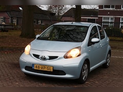 Toyota Aygo - 1.0-12V +