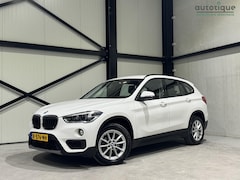 BMW X1 - sDrive18i Executive | airco | stoelverwarming | parkeersensoren |