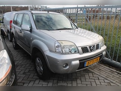 Nissan X-Trail - 2.0 Comfort 2wd