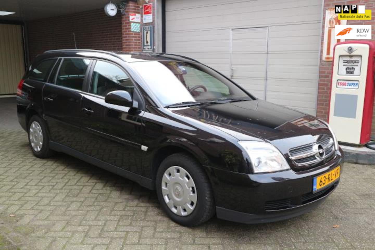 Opel Vectra Wagon - 1.8-16V Comfort ZEER UNIEKE EN IN NIEUWSTAAT NETTE AUTO 1e eigenaar - AutoWereld.nl