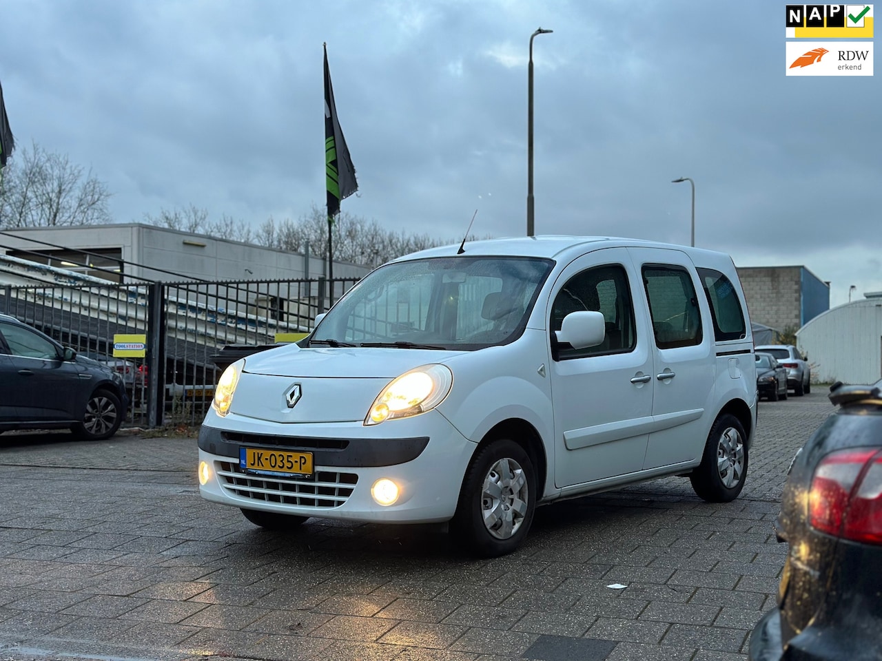 Renault Kangoo Family - 1.6-16V Expression | AUTOMAAT | GOEDONDERHOUDEN | 5 ZITS ! - AutoWereld.nl