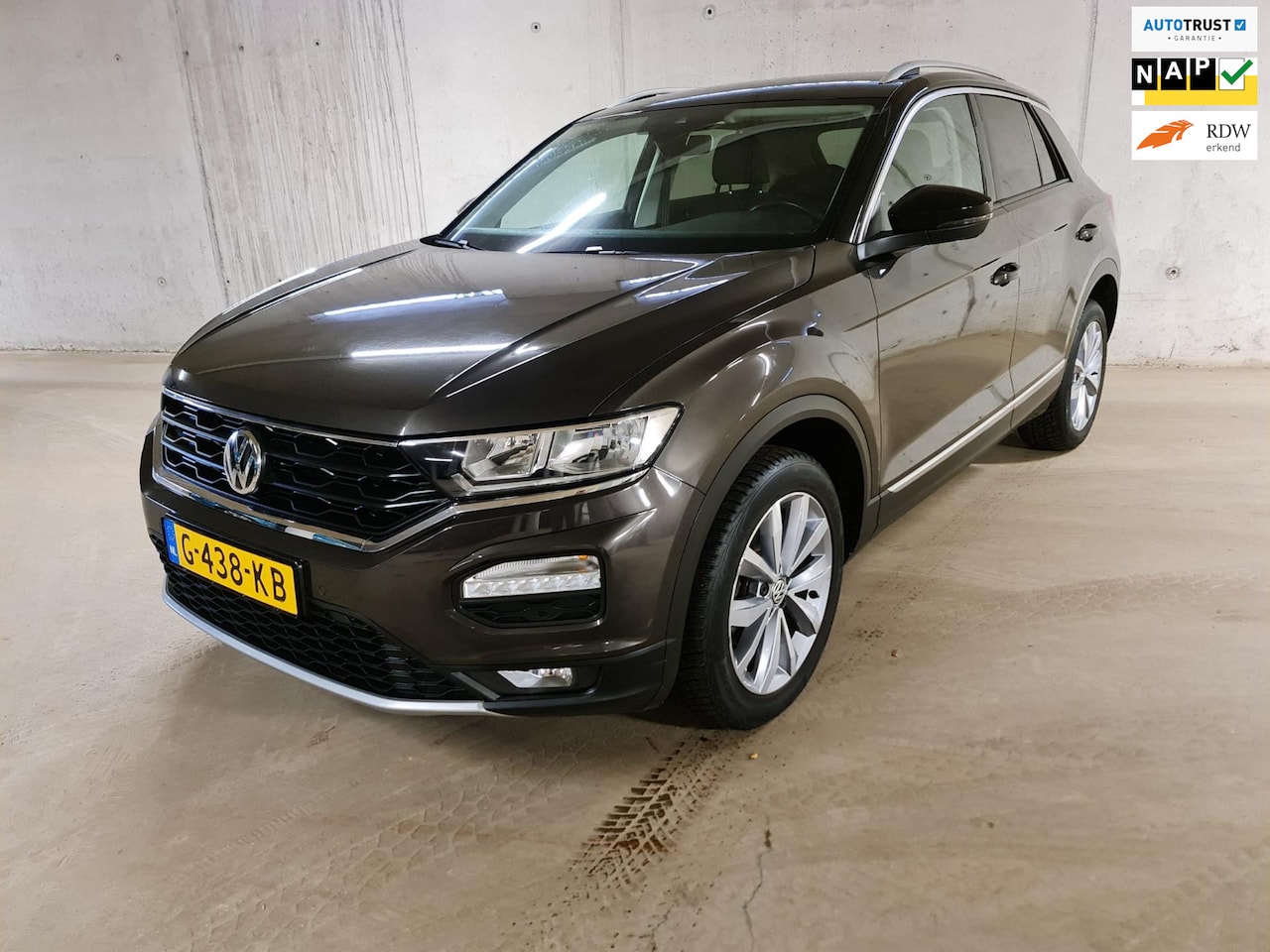 Volkswagen T-Roc - 1.0 TSI Style APP,CAM,PDC,NAV. - AutoWereld.nl