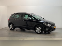 Volkswagen Golf Sportsvan - 1.4 TSI DSG Highline Stoelverwarming Parkeersensoren Navigatie