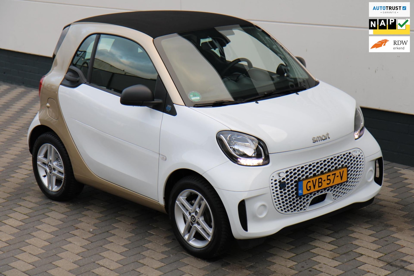 Smart Fortwo - EQ Comfort 18 kWh BTW €2000,- Subsidie LUXE !! - AutoWereld.nl