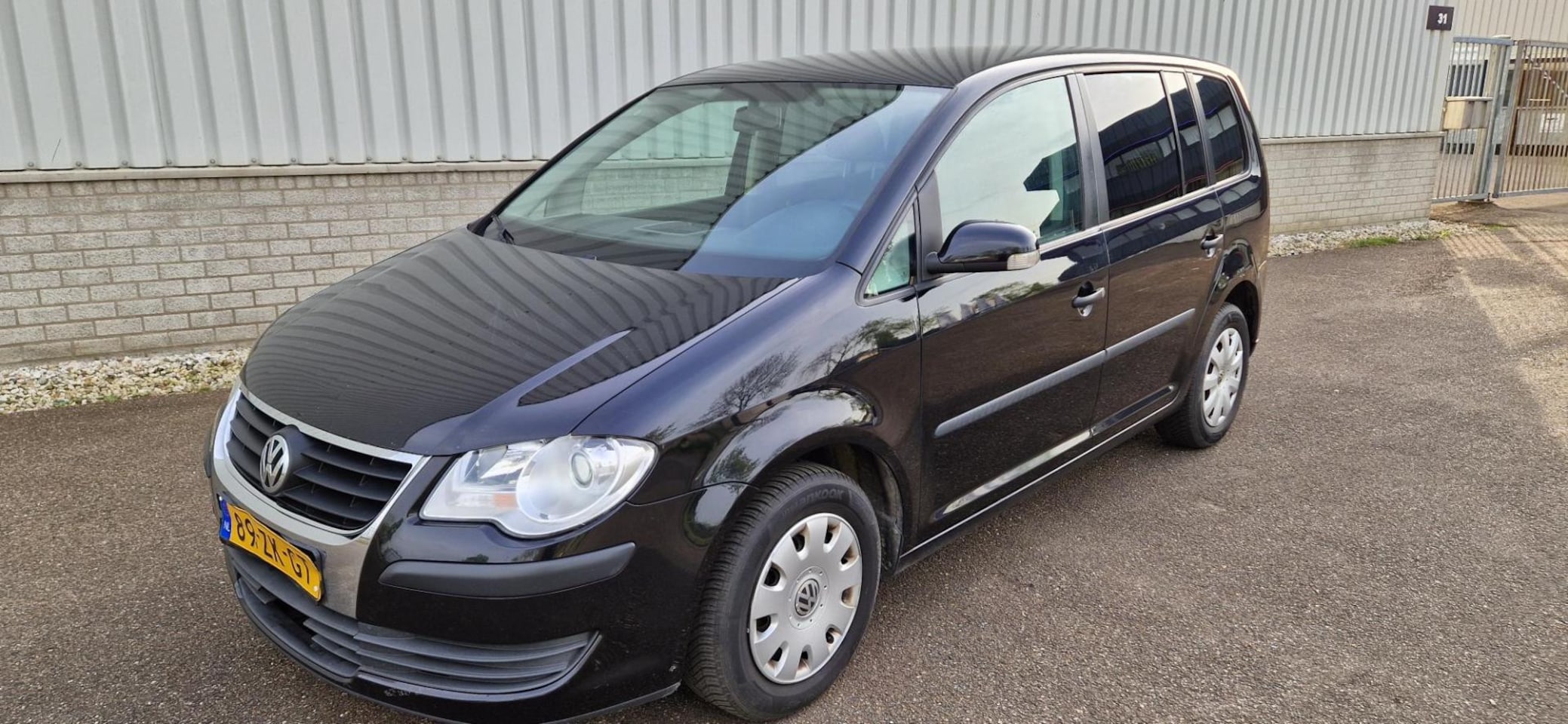 Volkswagen Touran - 1.9 TDI Trendline 1.9 TDI Trendline - AutoWereld.nl