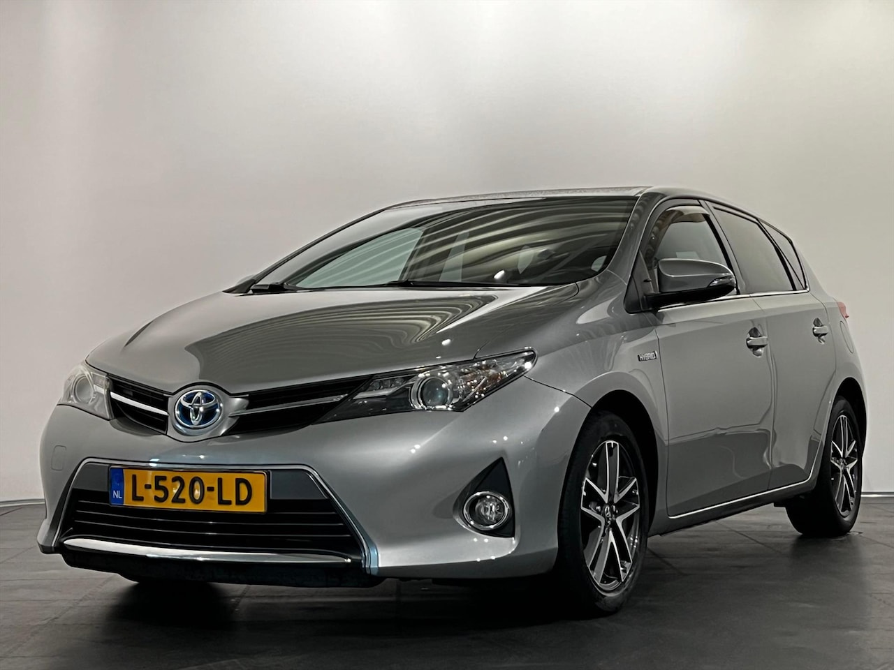 Toyota Auris - 1.8 HYBRID 73KW 5D - AutoWereld.nl